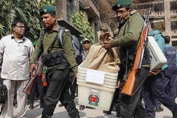 Bangladesh, elezioni di sangue: almeno 12 morti