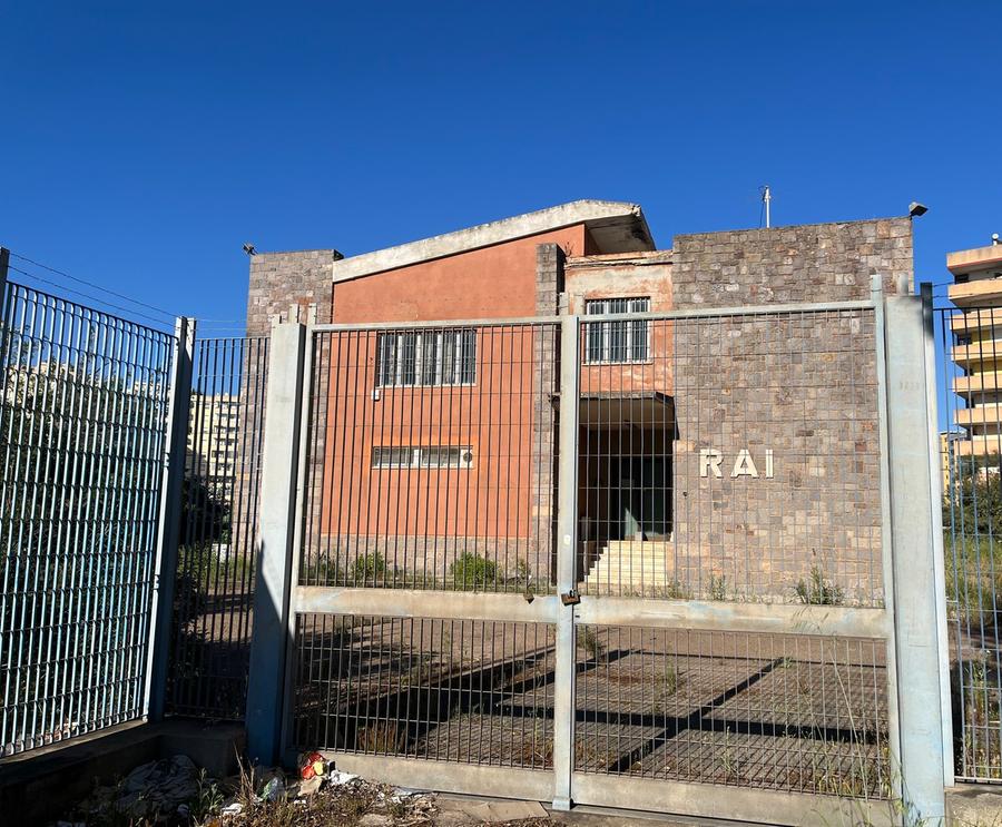 L’ex ripetitore annega nel degrado