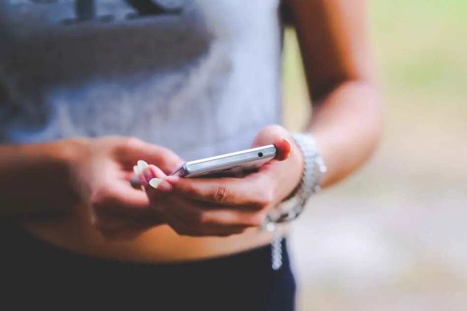 Sexting: foto simbolo