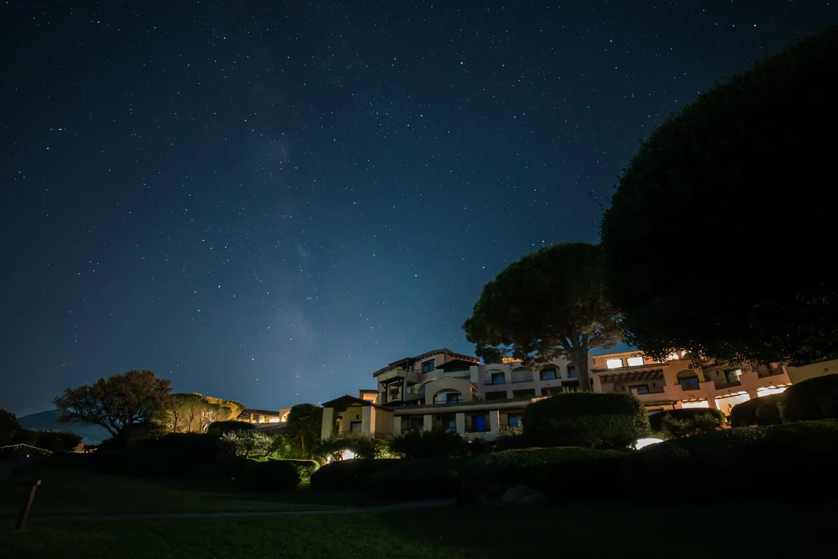 La vista del cielo dall'Hotel Abi d'Oru (foto concessa)