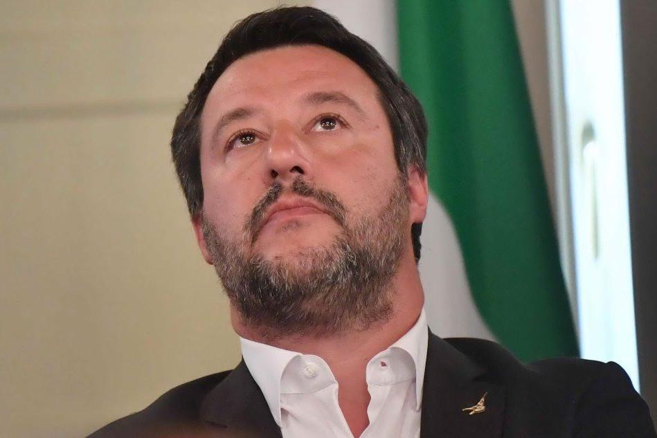 Stupro di Viterbo, Salvini propone una legge sulla castrazione chimica. Siete d'accordo?