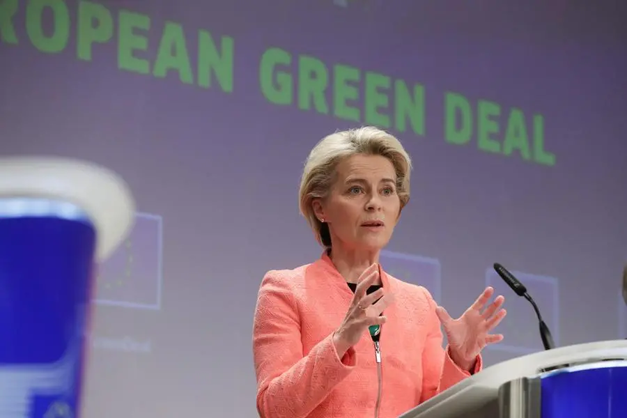 La presidente della Commissione Ue Ursula von der Leyen (Ansa-Epa)