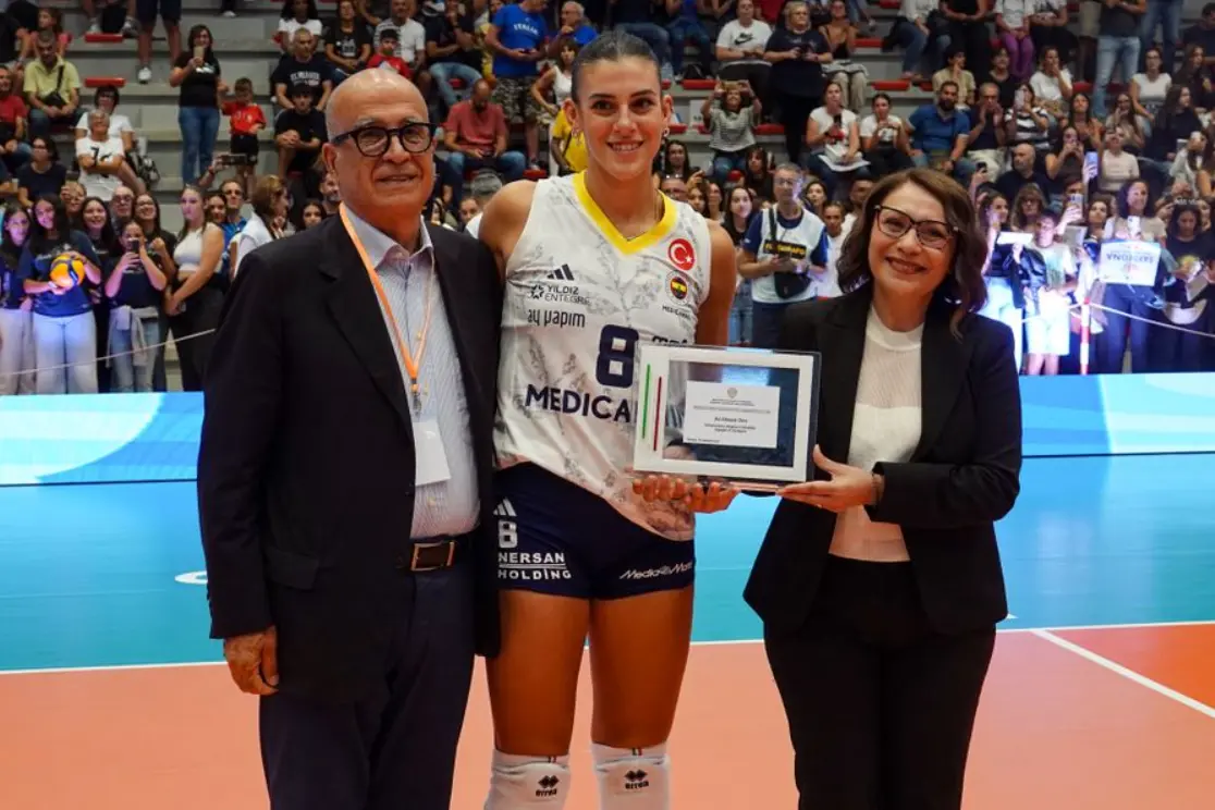 La premiazione a Oristano (foto Regione Sardegna)