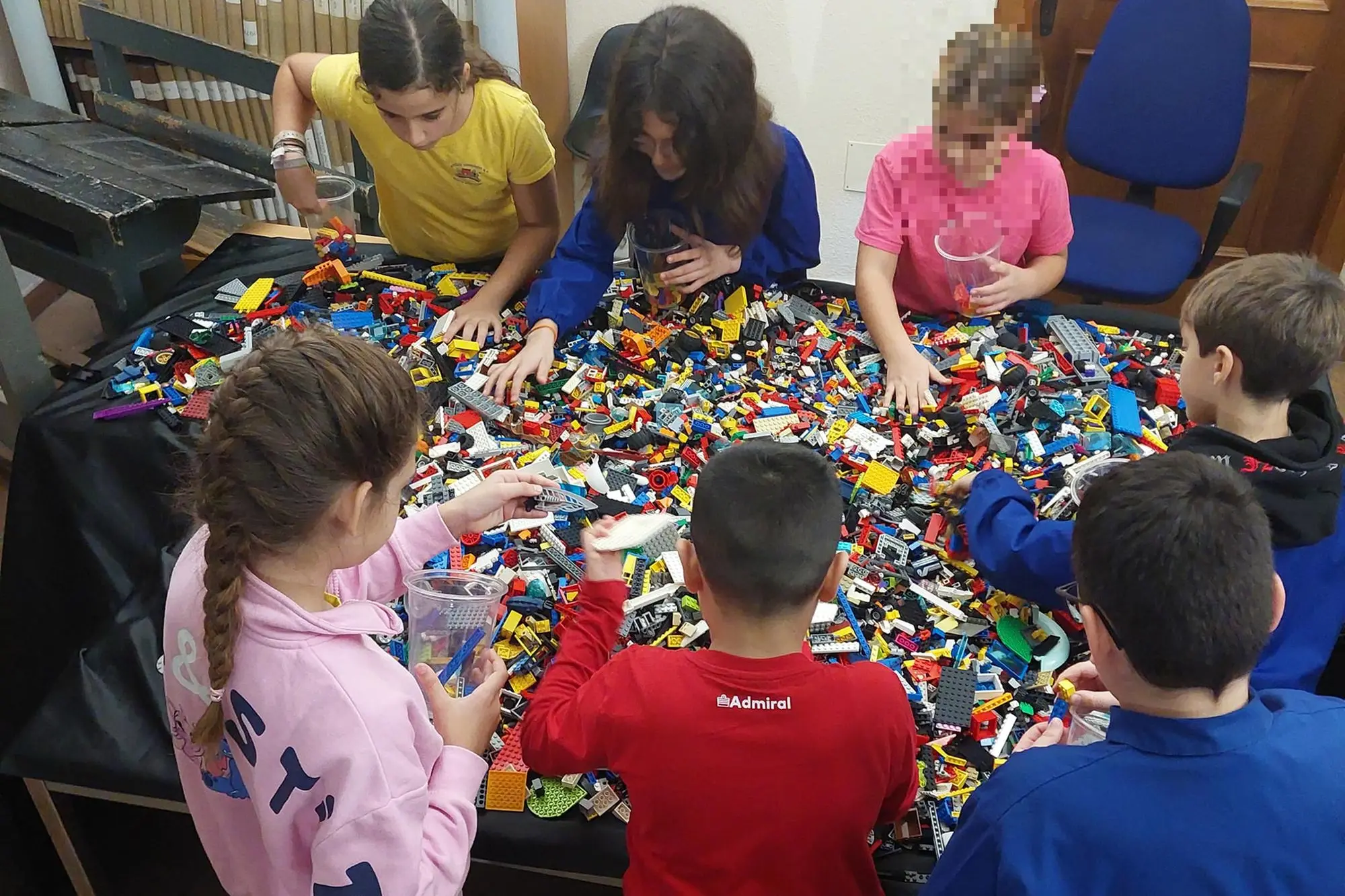 Bambini con i Lego