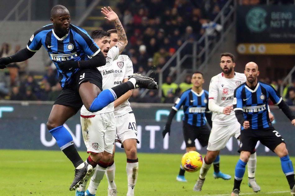 L'Inter strapazza il Cagliari: la sfida di San Siro finisce 4-1