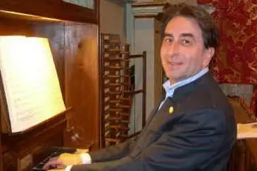 L'organista Marco Fracassi
