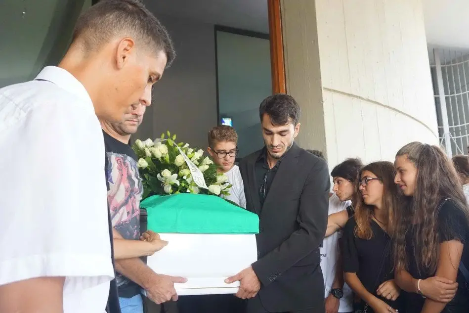 Il funerale di Matteo Fabbrocile (foto L'Unione Sarda - Anedda Endrich)