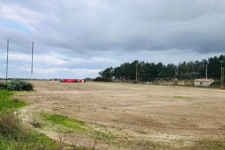 L'ex campo di calcio a Ossi (foto concessa)