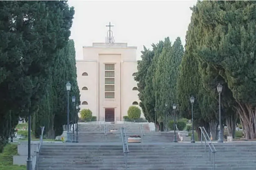 Il cimitero San Michele di Cagliari (archivio L'Unione Sarda)