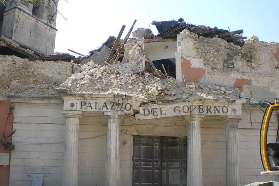 Un'immagine dopo il terremoto del 2009