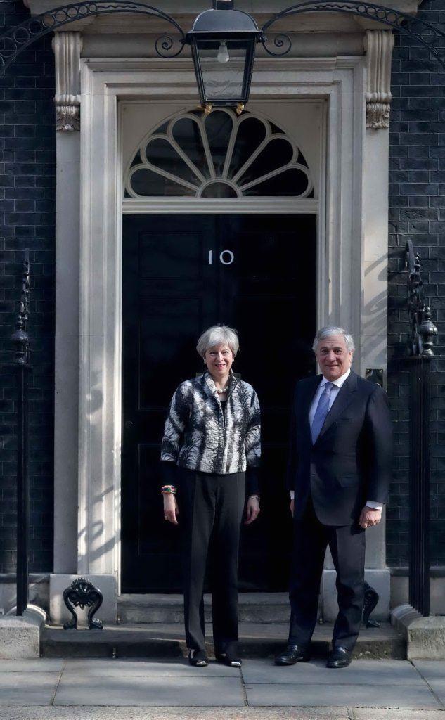 In visita a Downing Street da Theresa May per discutere della Brexit.