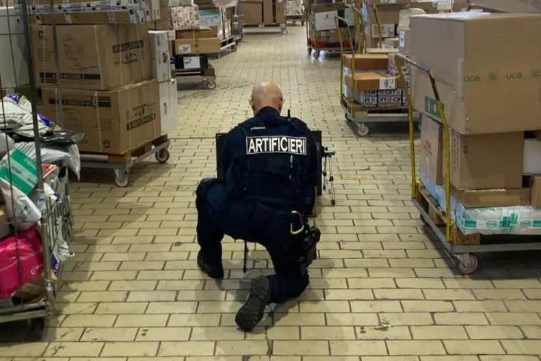 Gli artificieri in azione