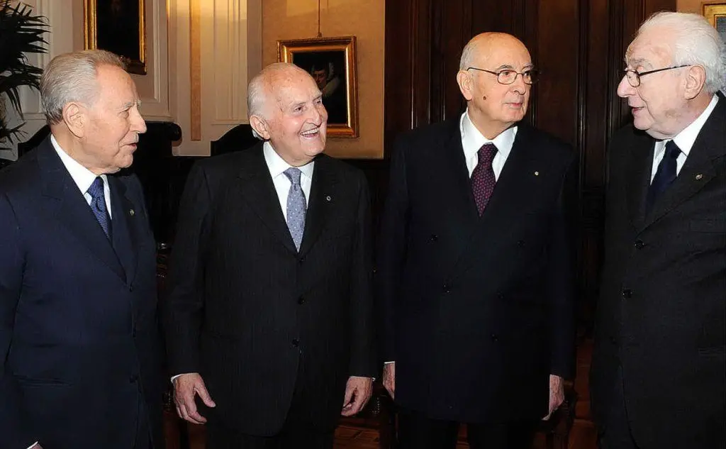 Con Carlo Azeglio Ciampi, Oscar Luigi Scalfaro e Giorgio Napolitano (Ansa)