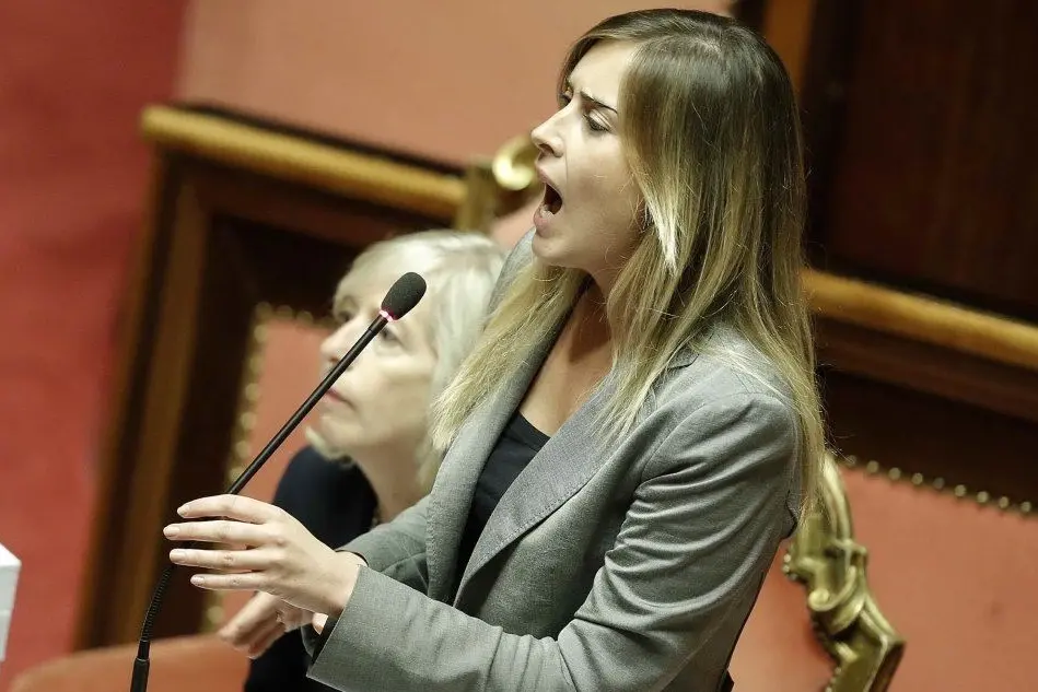 Il ministro delle Riforme Maria Elena Boschi replica al termine della discussione generale del Ddl sulle Riforme