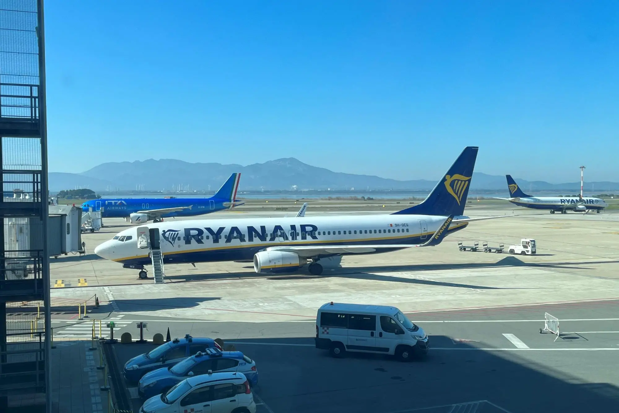 Aereo Ryanair a Elmas (archivio L'Unione Sarda)