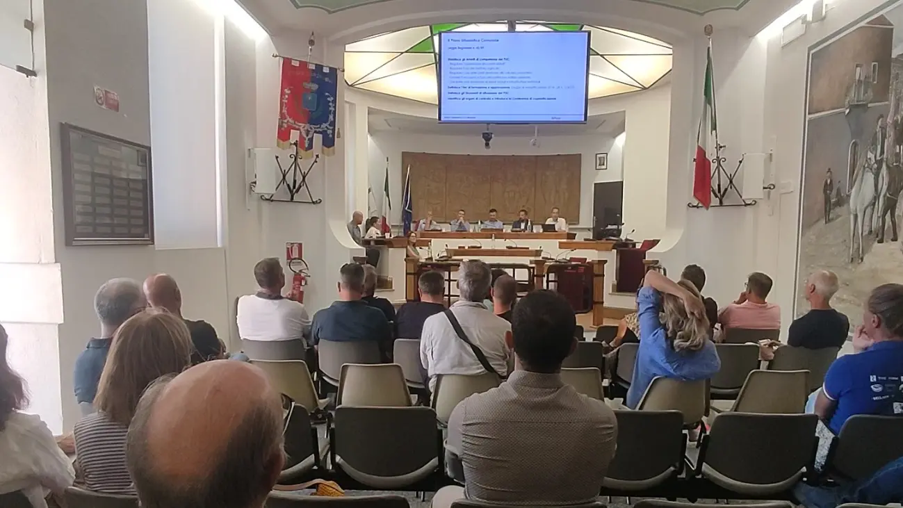 https://immagini.unionesarda.it/version/c:OGU0YzU0NWYtZWIxOS00:ZWY0ZGMzZjAtYTM0NS00/image.webp?f=16:9