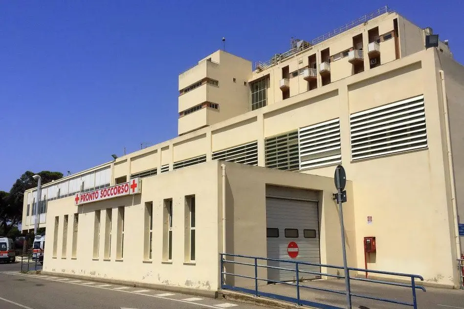 Lo scooterista ferito è stato portato all'ospeadale Marino di Cagliari