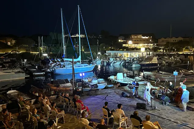 Un concerto della rassegna a Stintino (foto concessa)