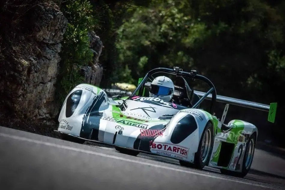 Fabio Angioj su Radical Prosport in gara a Usini (foto Andrea Baldinu)