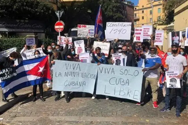 La protesta dei dissidenti cubani (Aska)