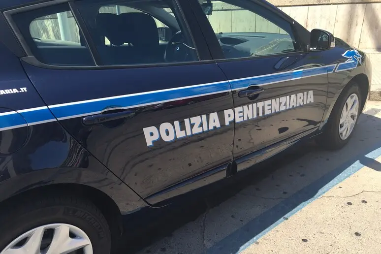 Polizia penitenziaria (Ansa)