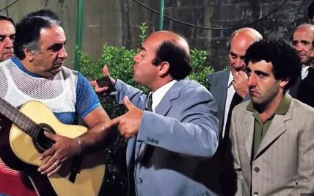 Sandro Ghiani in scena con Lino Banfi