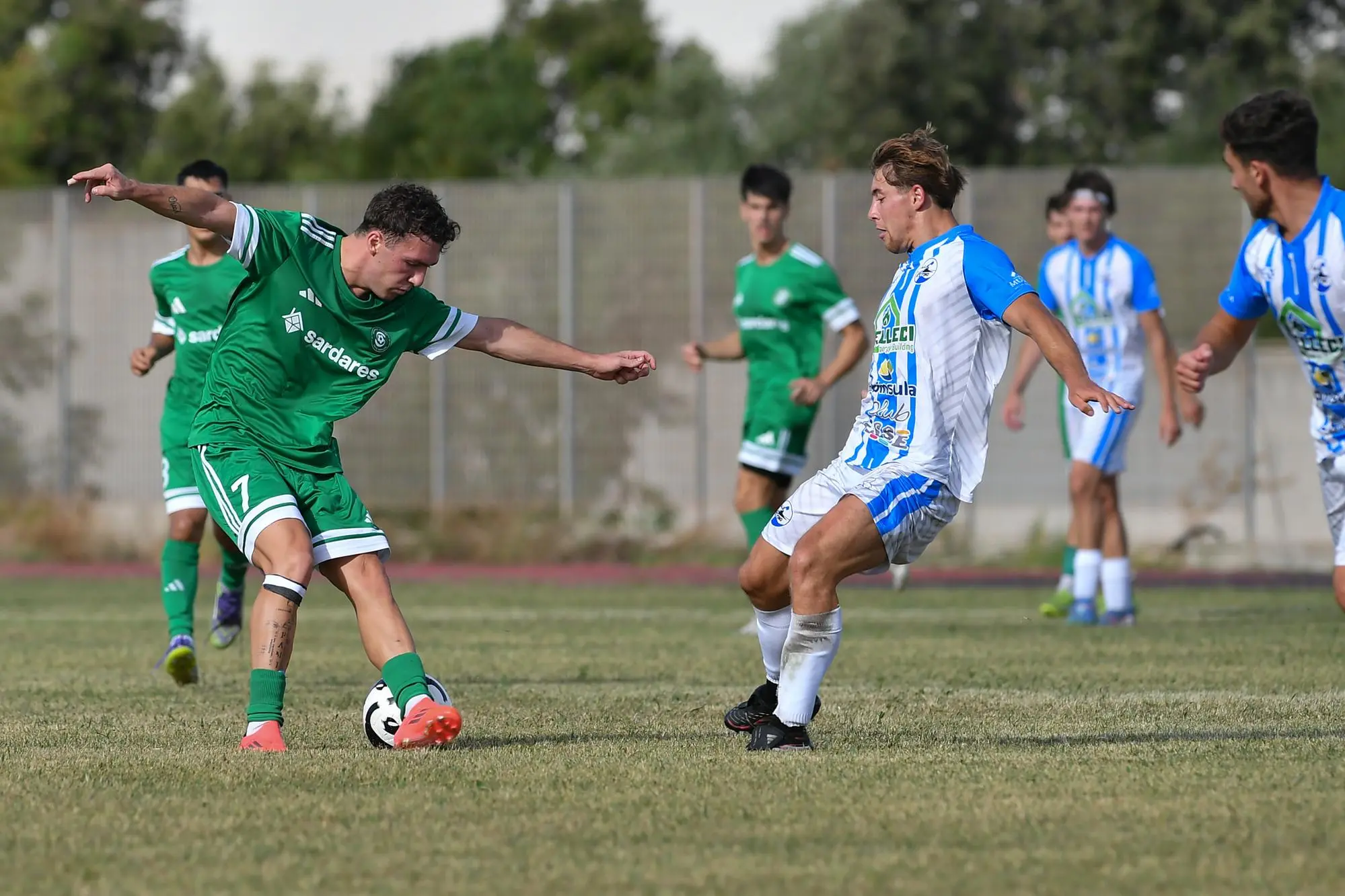 Donati in azione nel match con lo Stintino (foto Emanuele Perrone)