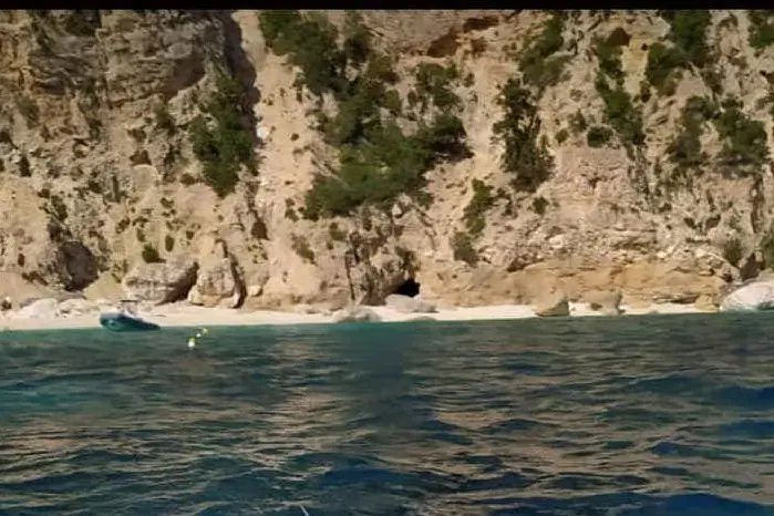 I barracelli a Cala Mariolu (Foto dal profilo Fb di Ivan Puddu)