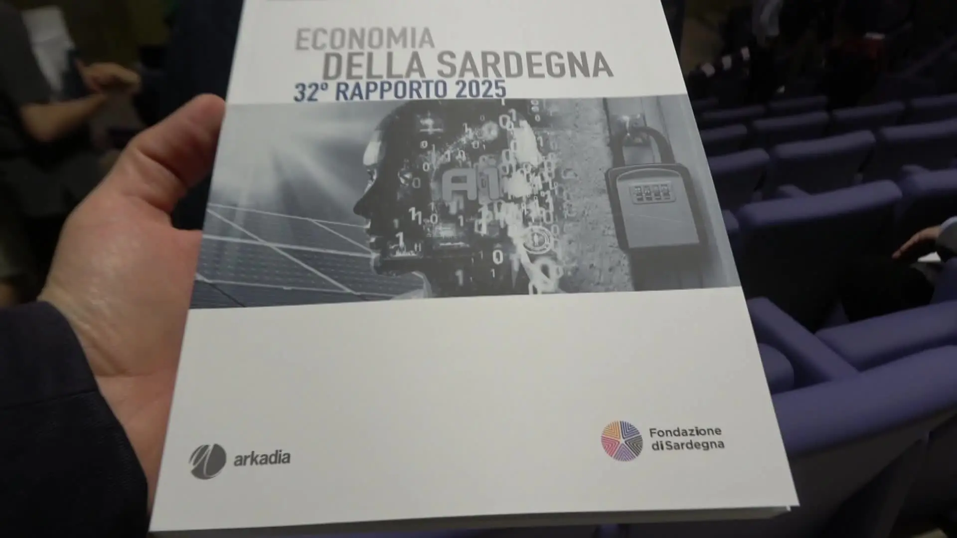 https://immagini.unionesarda.it/version/c:OGViNmVjY2MtZDYzOC00:OWNkZTcxNjMtZDg0OS00/image.webp?f=16:9