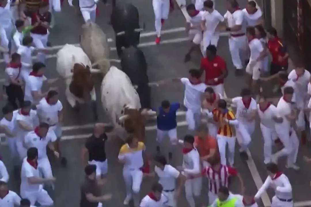 Spagna, cinque feriti a Pamplona nel primo encierro di San Fermin