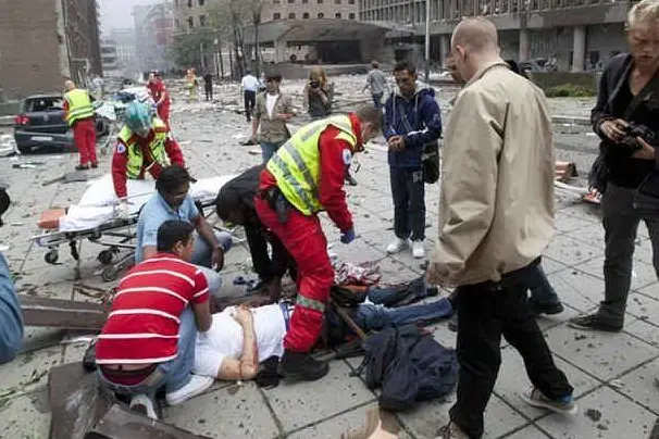 #AccaddeOggi: 22 luglio 2011, terrore in Norvegia. Doppio attentato di un fanatico di estrema destra, 77 morti