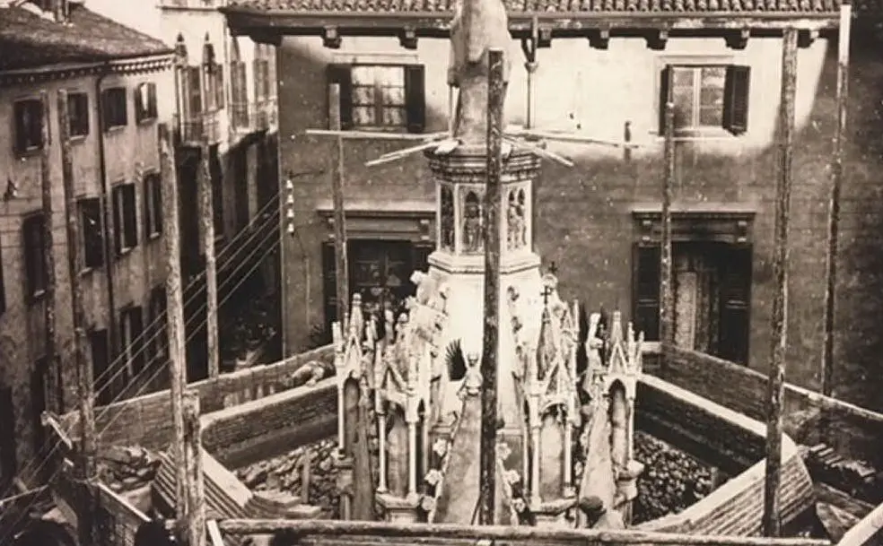 L'8 gennaio 1915 vengono pubblicate le prime foto. Non in Germania