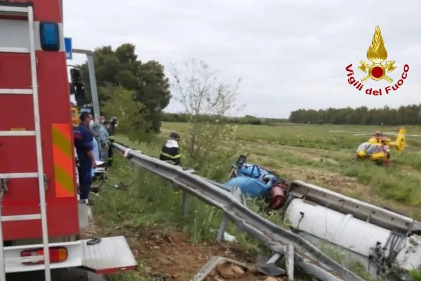 Il luogo dell'incidente (Foto Vigili del fuoco)