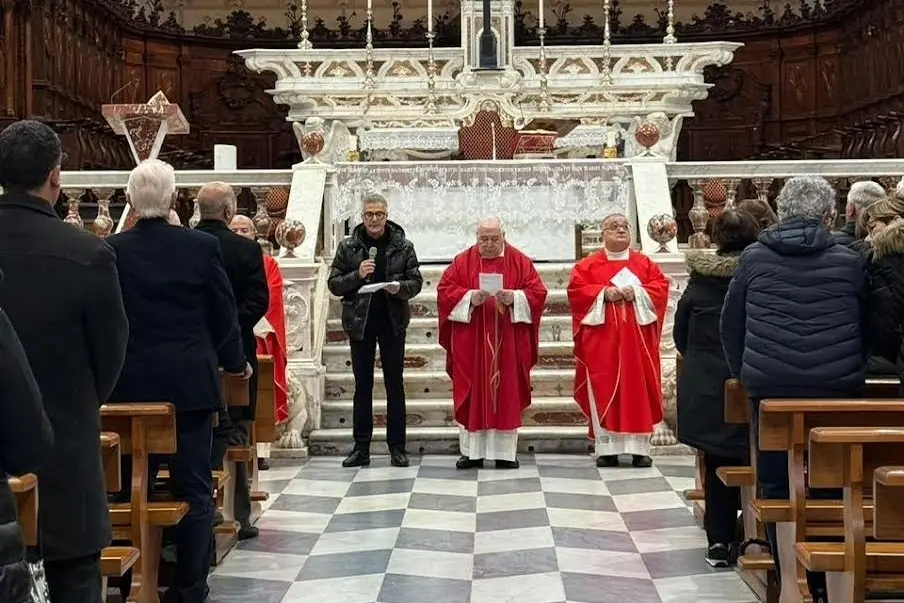 La messa (Foto concessa dal presidente Marco Pinna)
