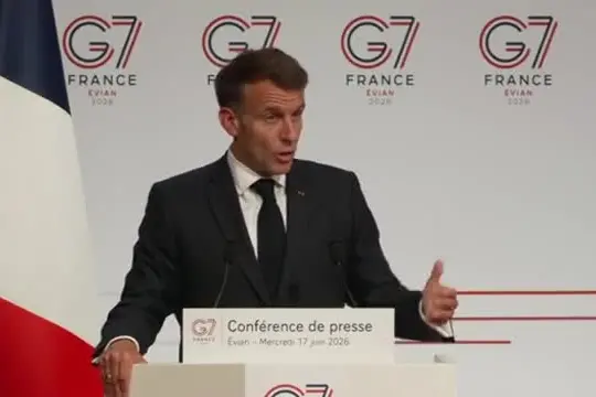 Macron: convergenza G7 su Ucraina. Zelensky dopo Evian vola da Rutte