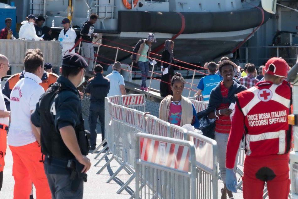 Migranti e coop, la partita dell'accoglienza: in provincia di Cagliari mancano mille posti