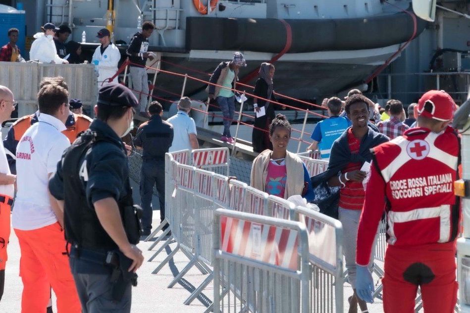 Migranti in arrivo a Cagliari
