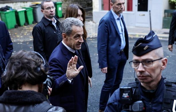 Sarkozy torna libero dopo ventuno giorni: «È stato durissimo»