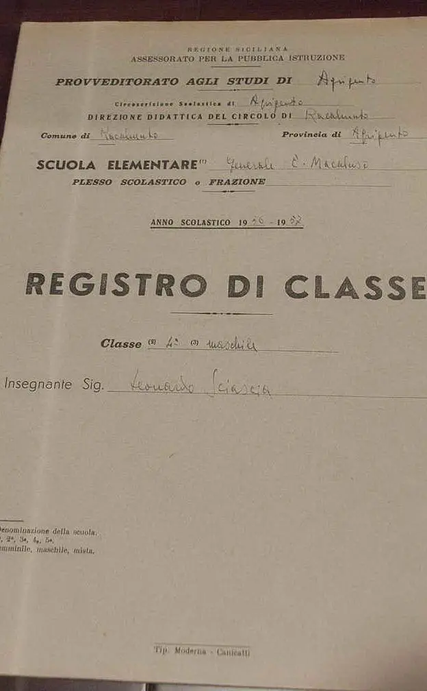 Il registro di classe con la sua firma