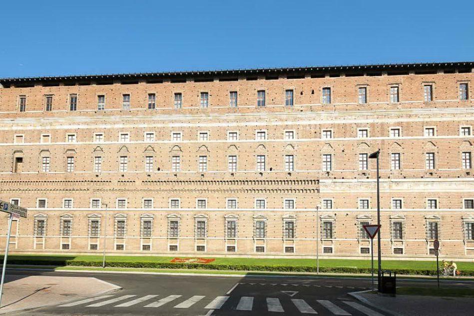 Palazzo Farnese a Piacenza (fonte Wikipedia)