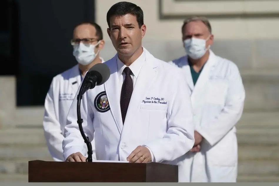 I medici in conferenza stampa (Ansa)