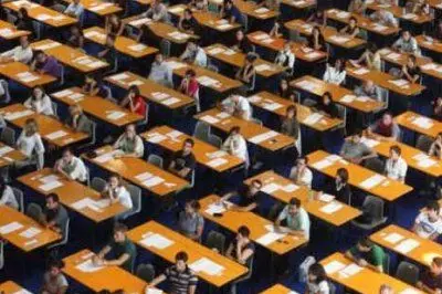 Da domani via alla preselezione del concorso per insegnanti