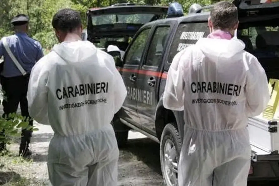 La squadra scientifica dei carabinieri