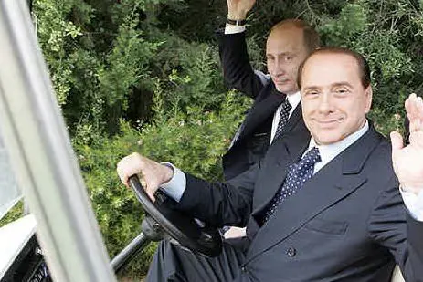 Berlusconi e Putin (foto Wikipedia)
