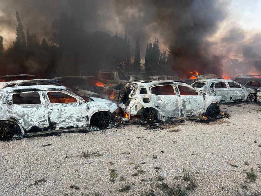 Attentato all’autonoleggio, il sindaco di Alghero: «Episodi singoli ma serve un intervento dello Stato»