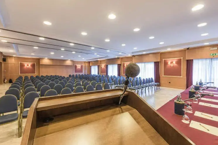 La sala conferenze del Caesar's Hotel (foto Alberto Garau)