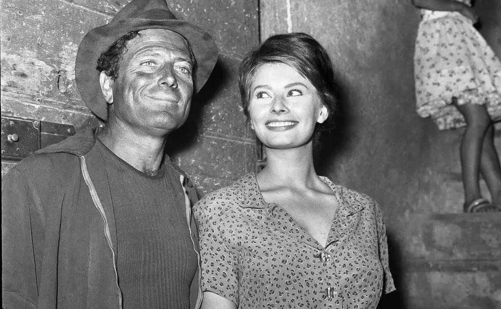 Con Raf Vallone sul set de &quot;La Ciociara&quot;
