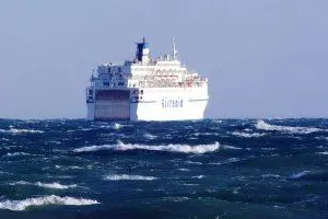 Un traghetto della Tirrenia