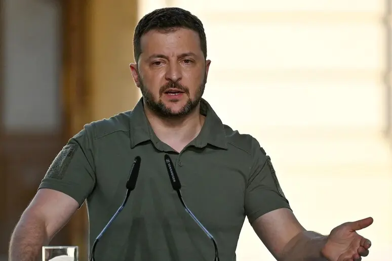 Il presidente ucraino Zelensky (foto Ansa)