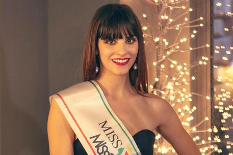 Miss Italia: la concorrente incinta è positiva al Covid e si ritira dalla finalissima